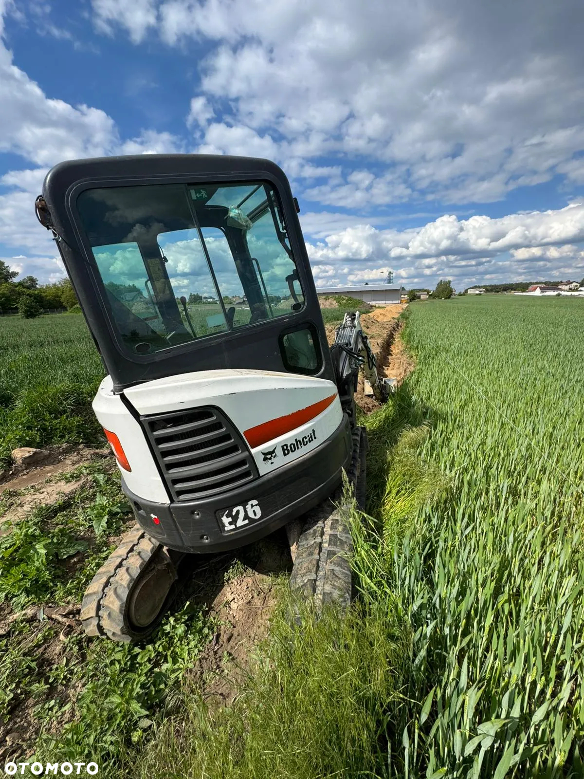 Bobcat E26 - 14