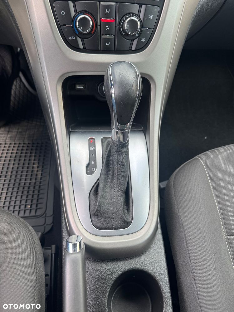 Opel Astra IV 1.6 Cosmo - 18