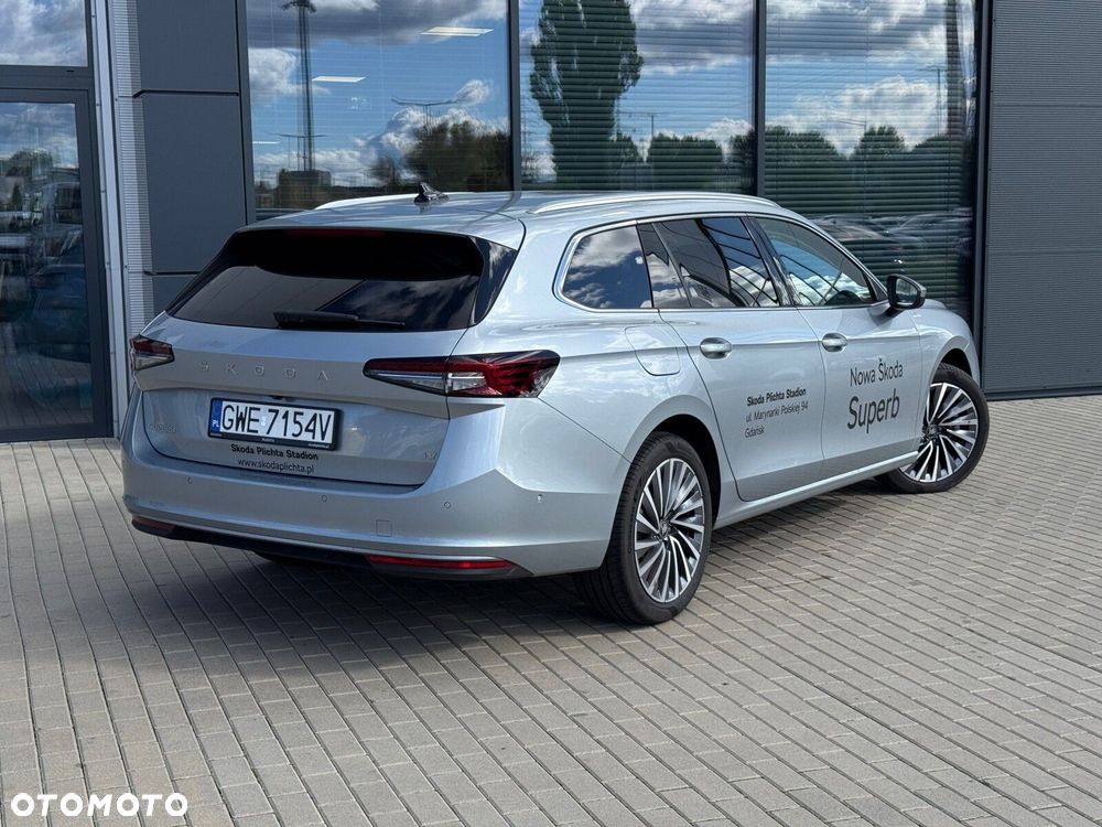 Skoda Superb 1.5 TSI L&K DSG - 8