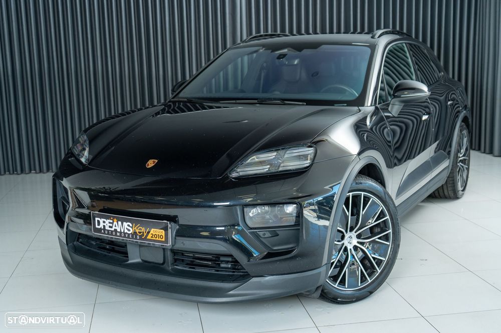 Porsche Macan Electric 4 - 2