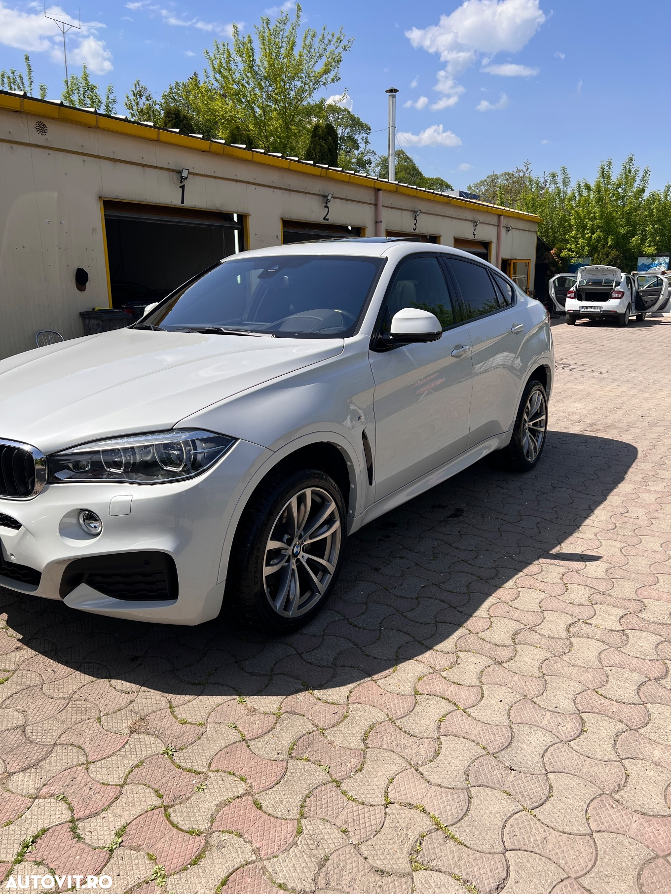 BMW X6 xDrive30d - 13