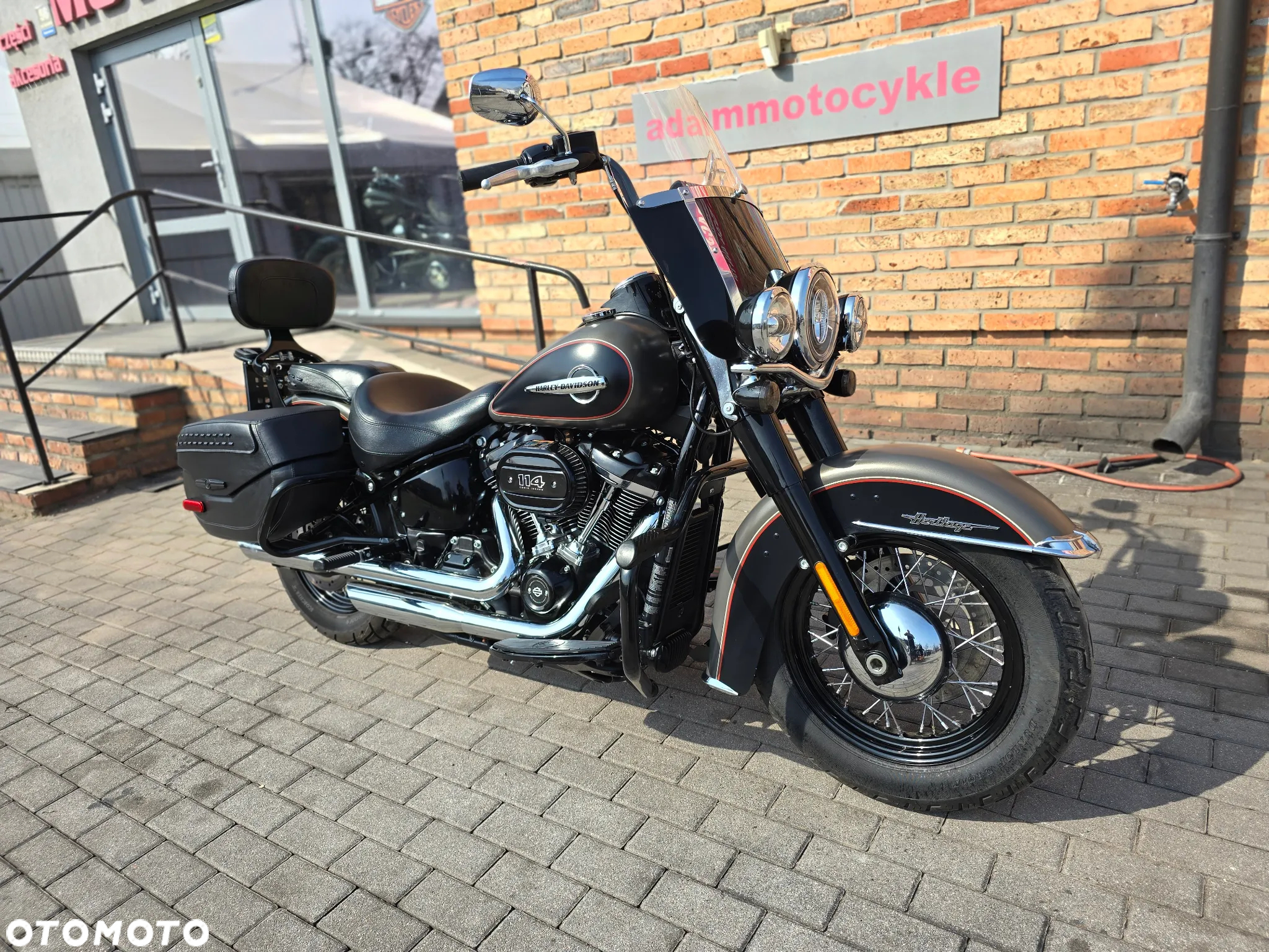 Harley-Davidson Softail Heritage Classic - 25