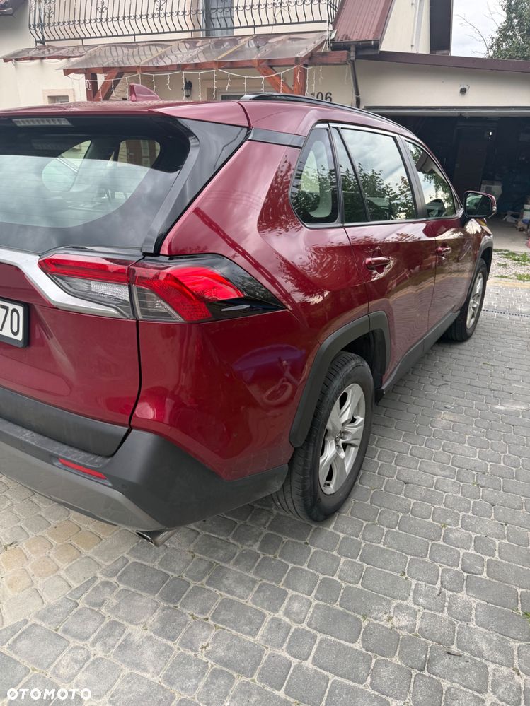 Toyota RAV4 - 2
