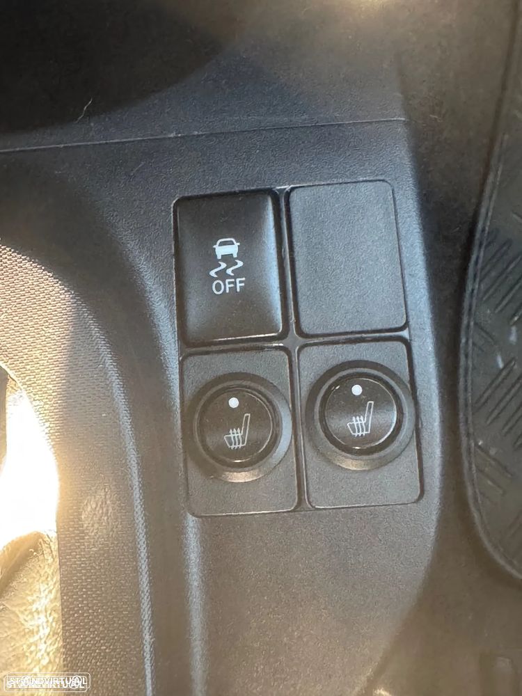 Toyota iQ 1.4 D-4D 2 EP+NAVI+Bluetooth - 18