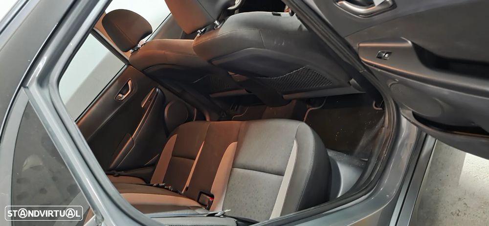 Hyundai Kauai - 16