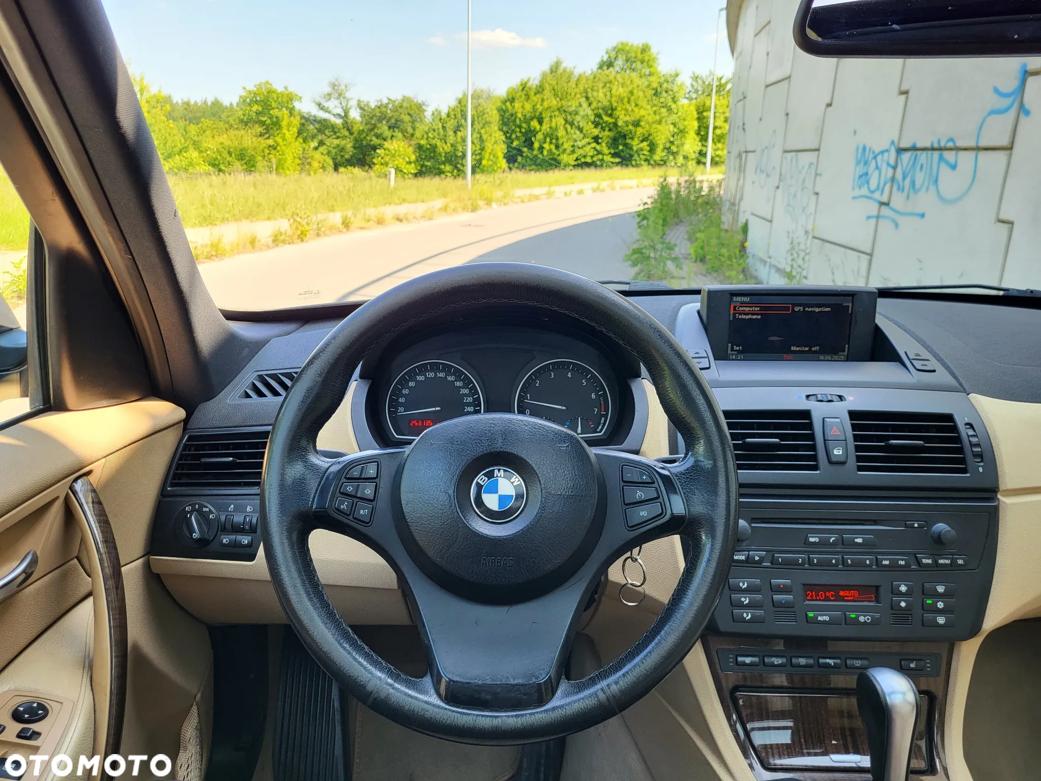 BMW X3 3.0i - 10