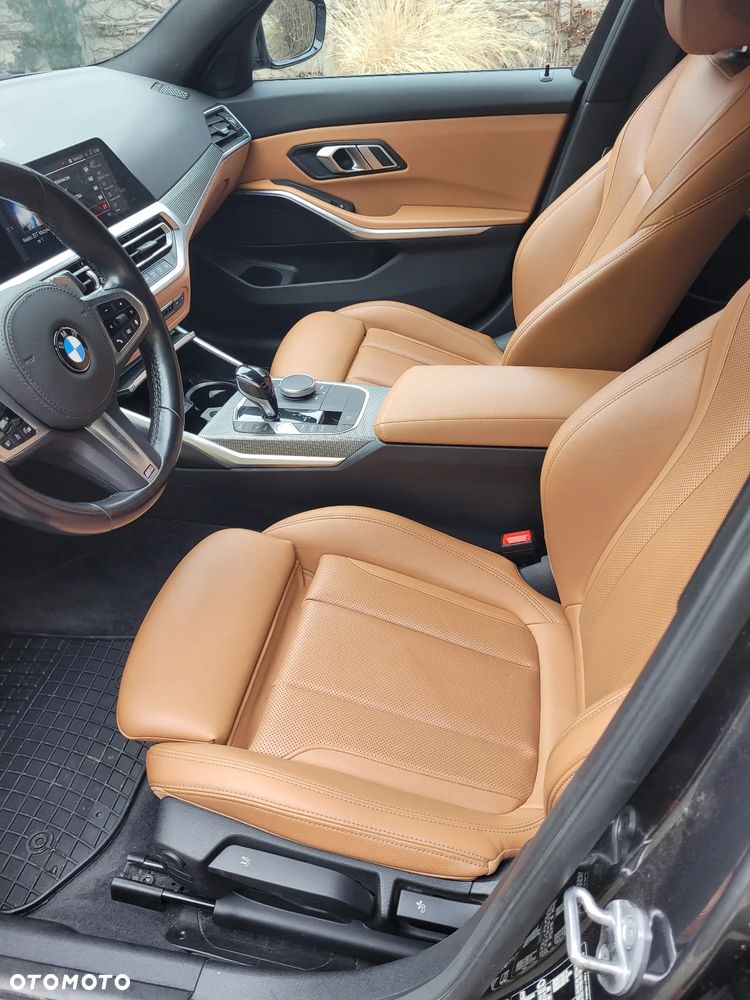 BMW Seria 3 330i xDrive M Sport sport - 8