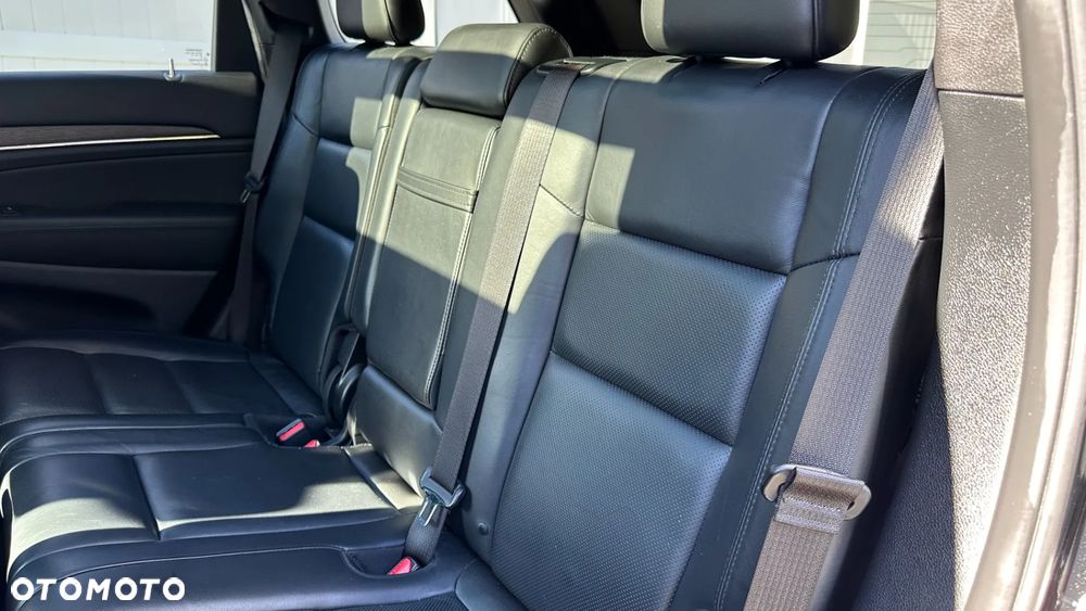 Jeep Grand Cherokee - 18