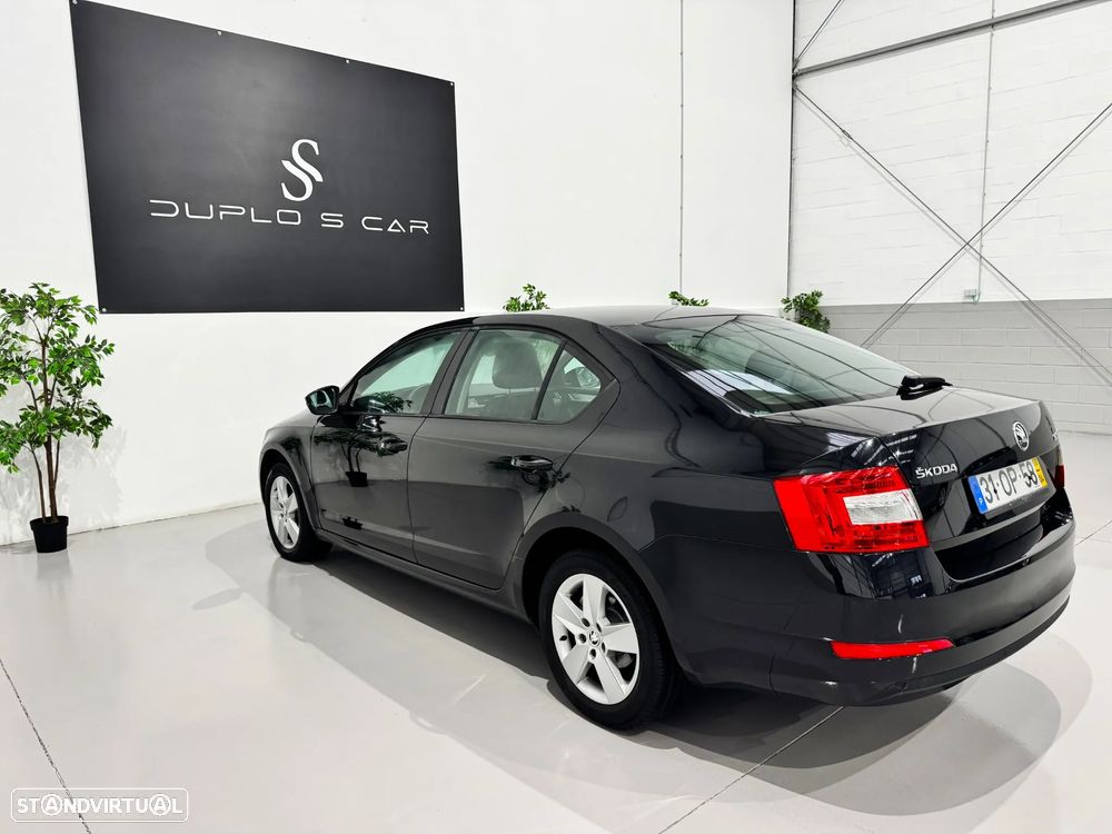 Skoda Octavia 1.6 TDI Elegance - 8