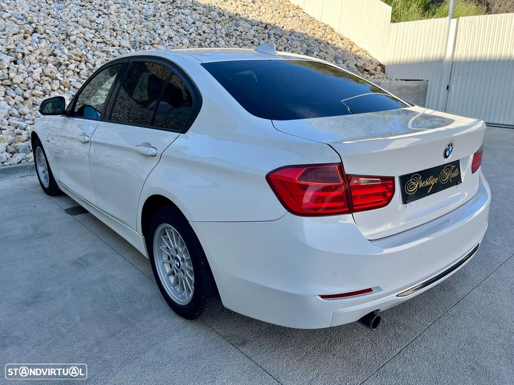 BMW 316 d Line Sport - 23