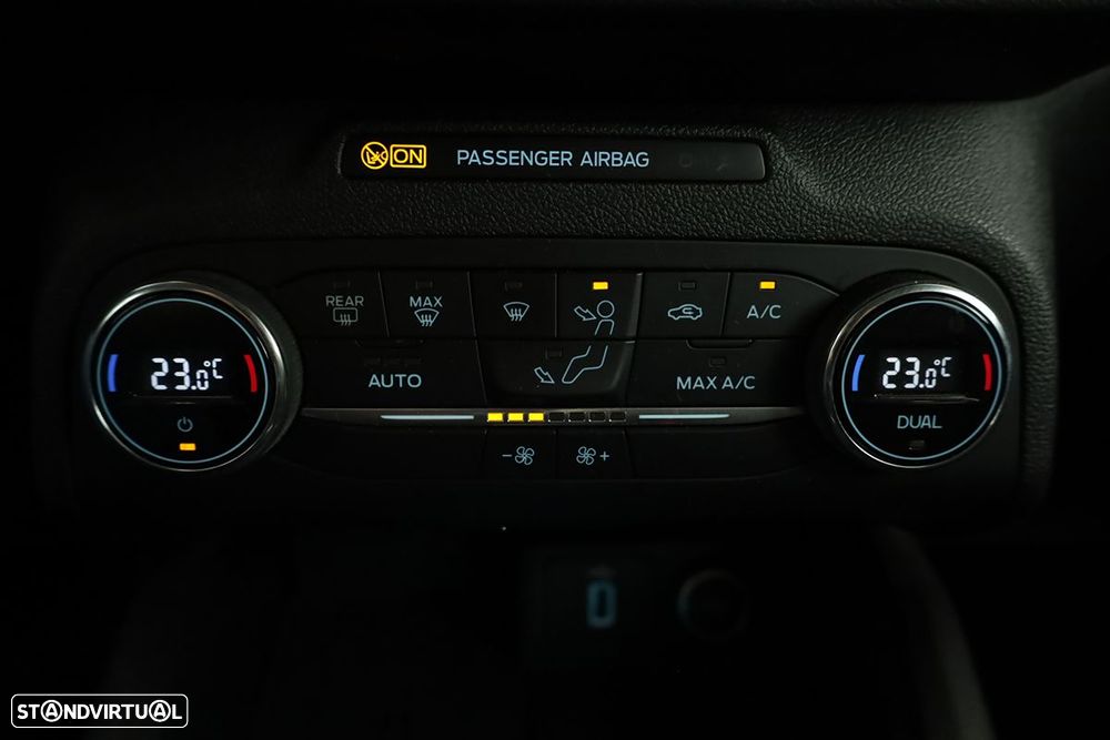 Ford Focus 1.0 EcoBoost Active - 12