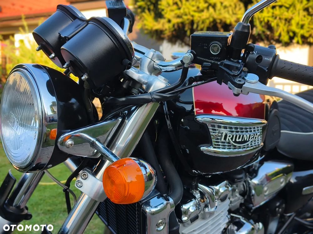 Triumph Thunderbird - 30