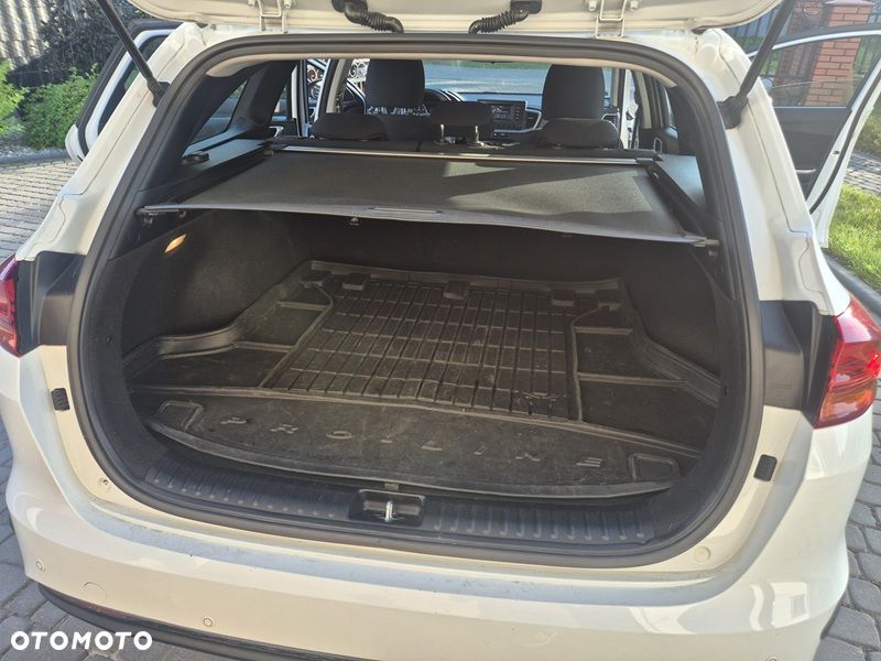 Kia Ceed 1.6 CRDi SCR GT-Line - 7