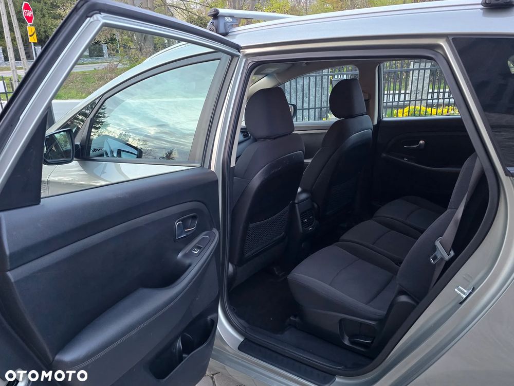 Kia Carens 2.0 GDI Spirit - 19