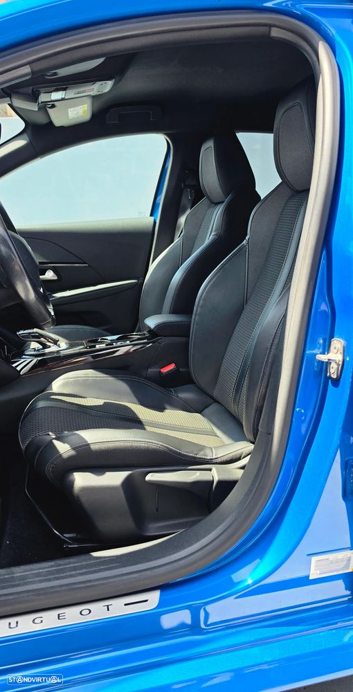 Peugeot e-208 GT Pack - 14