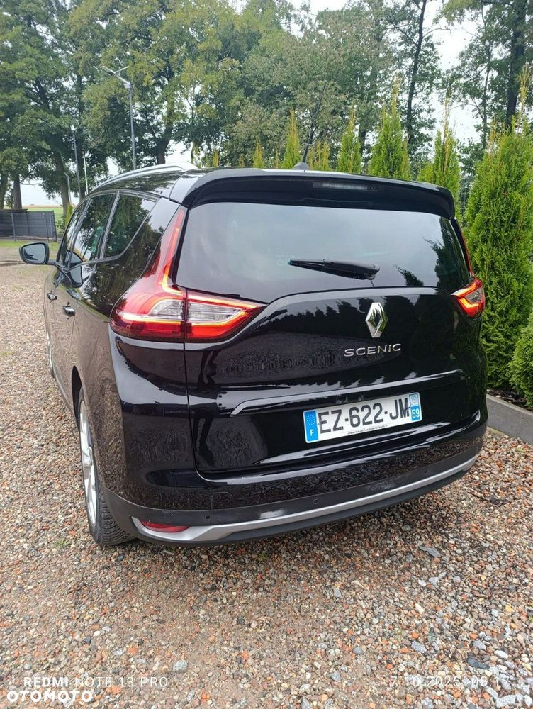 Renault Grand Scenic - 34