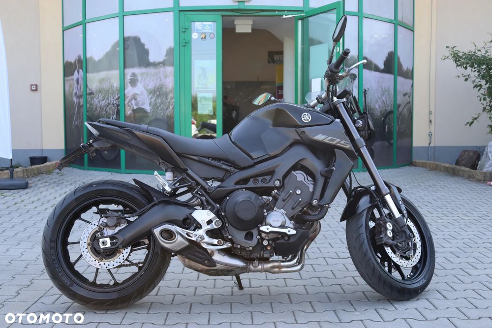 Yamaha MT - 2