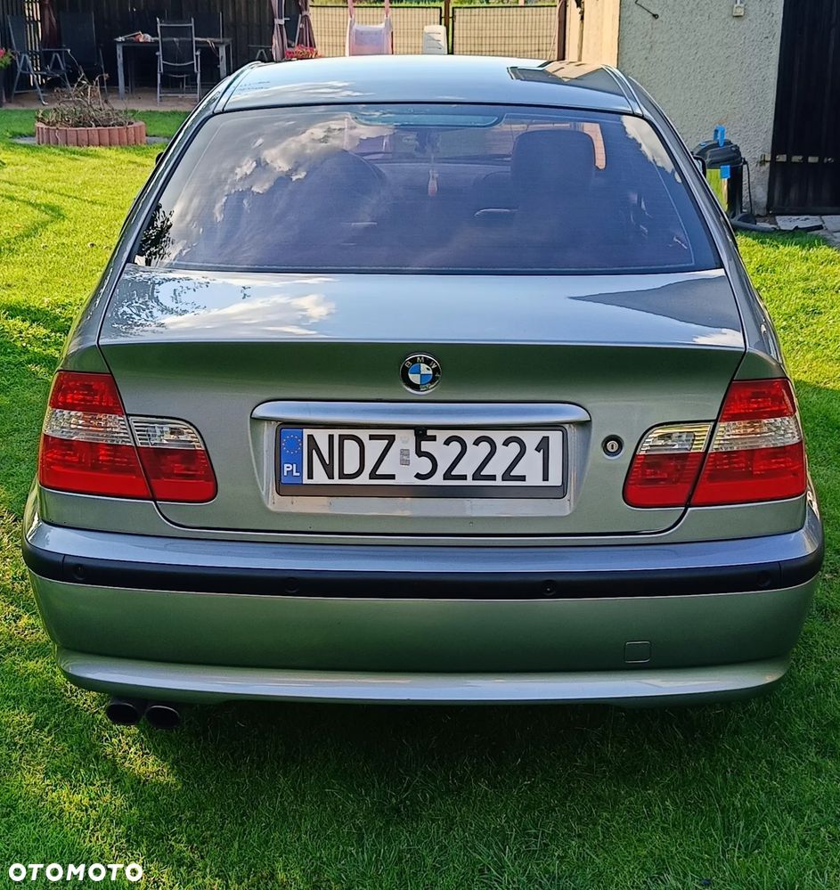 BMW Seria 3 330ix - 8