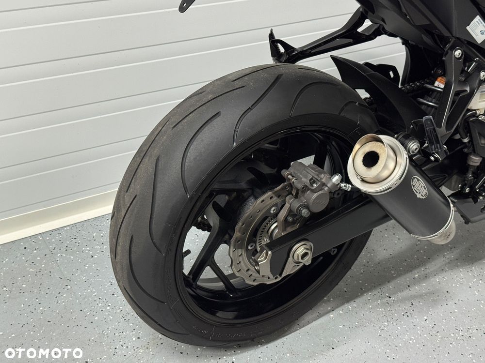 Suzuki GSX - 7