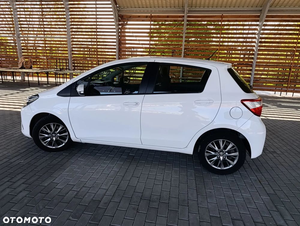 Toyota Yaris - 12
