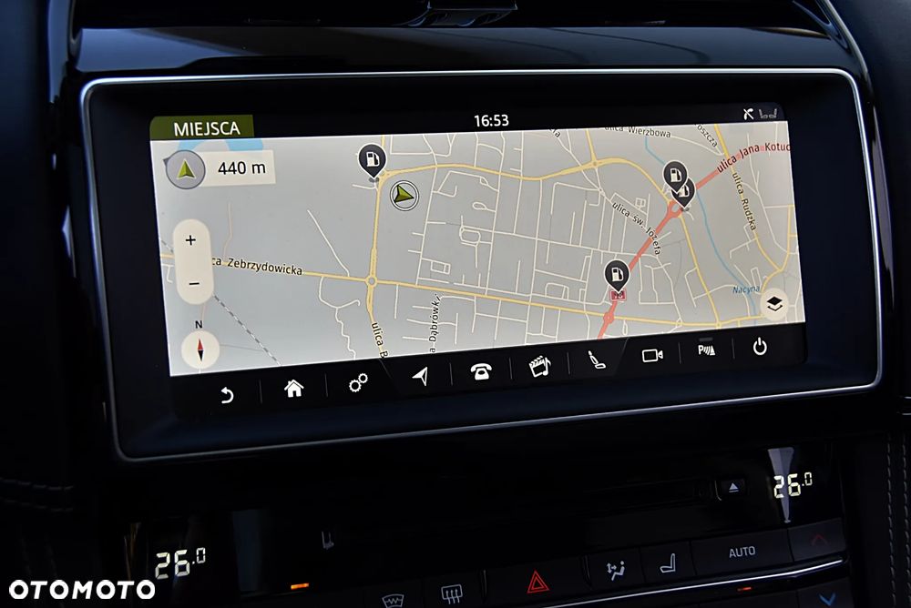 Jaguar F-Pace 2.0 i4P AWD R-Sport - 29