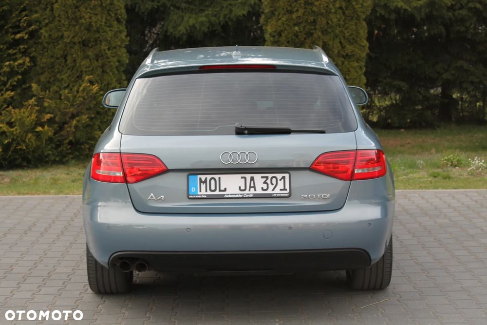 Audi A4 Avant 2.0 TDI Quattro - 18