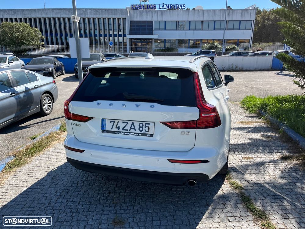 Volvo V60 2.0 D3 Momentum Plus - 12