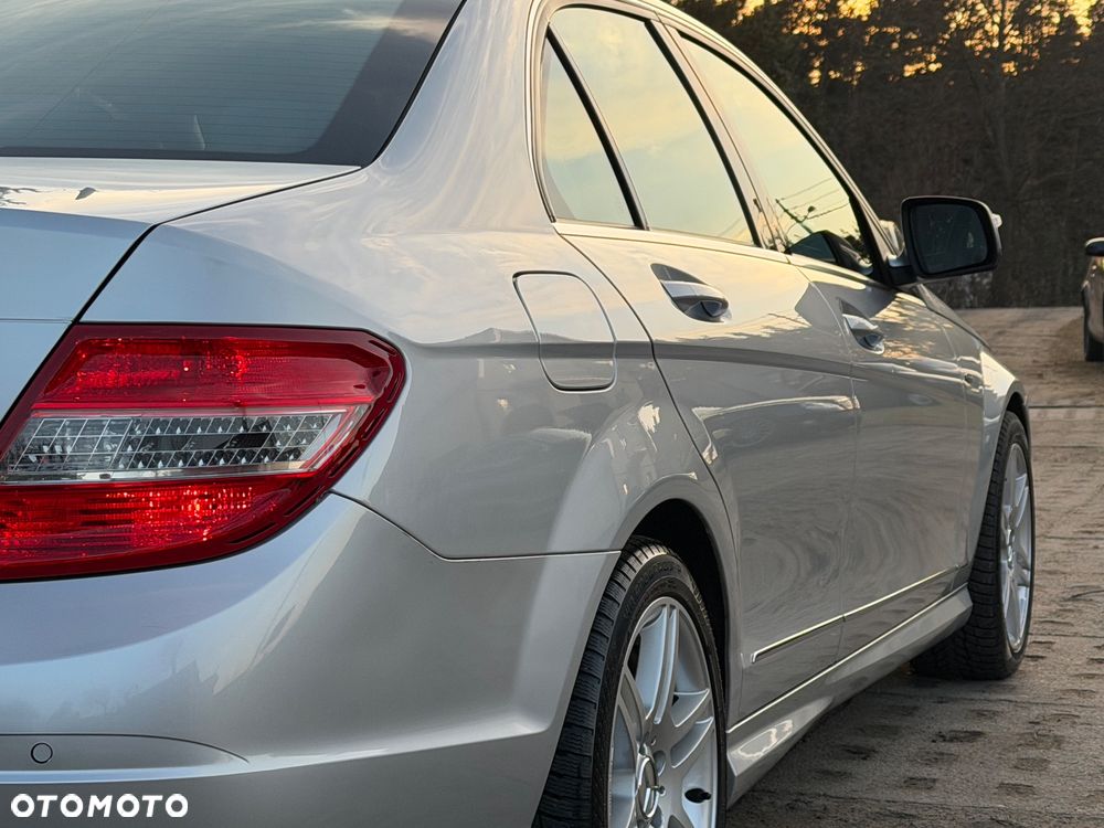 Mercedes-Benz Klasa C - 19