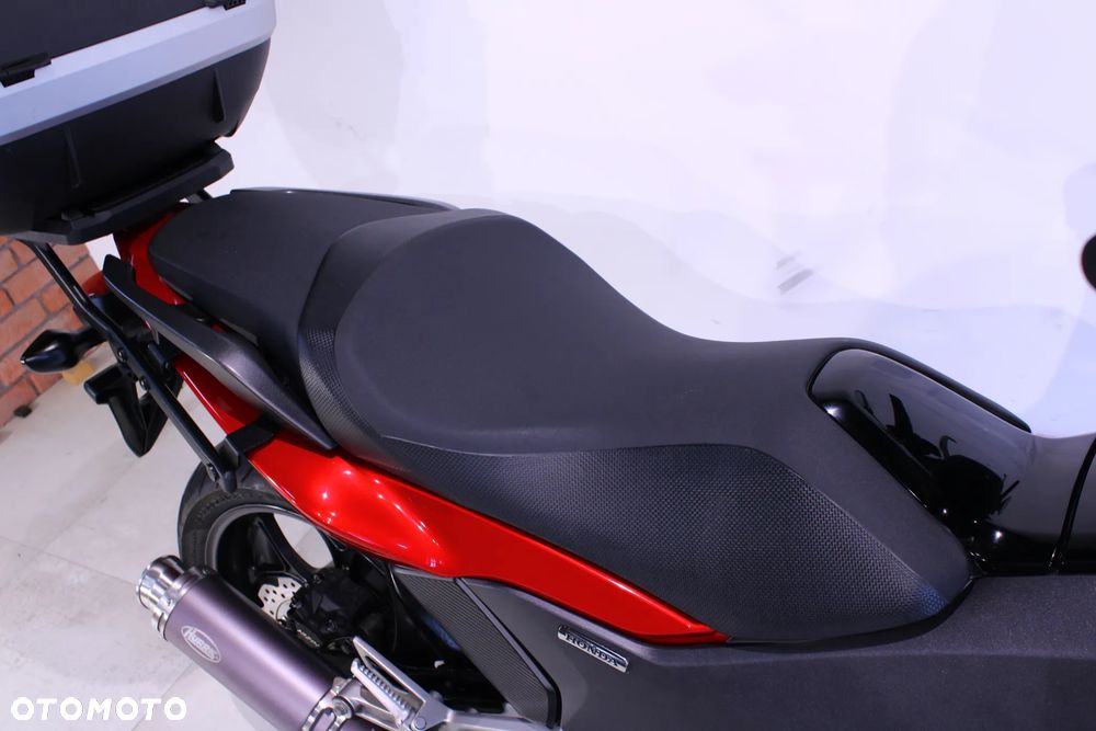 Honda NC - 12