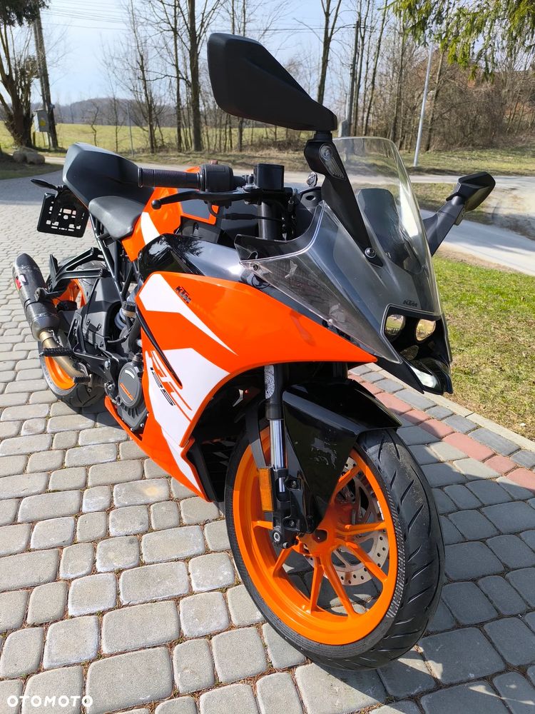KTM RC 125 - 9