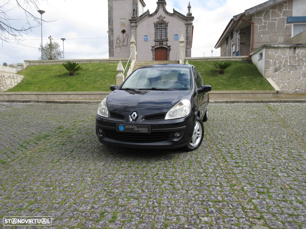 Renault Clio 1.2 16V Dynamique Luxe - 1