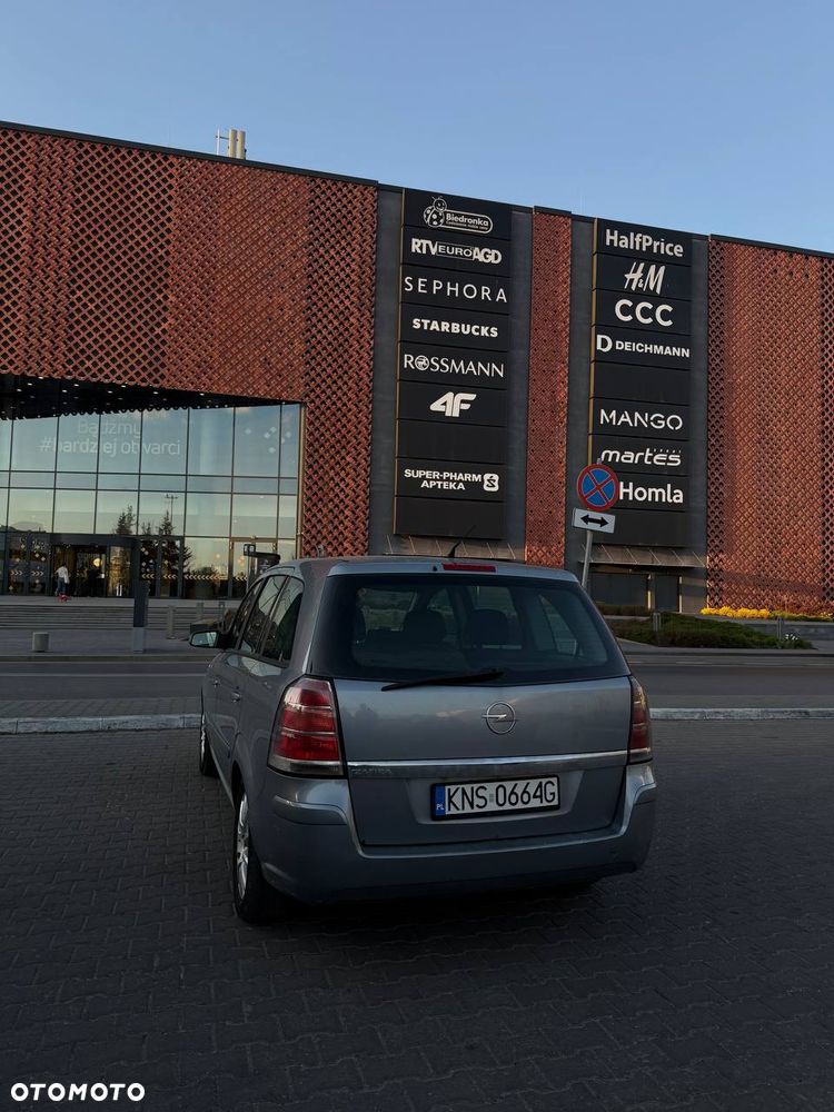 Opel Zafira 1.8 Family Plus - 5