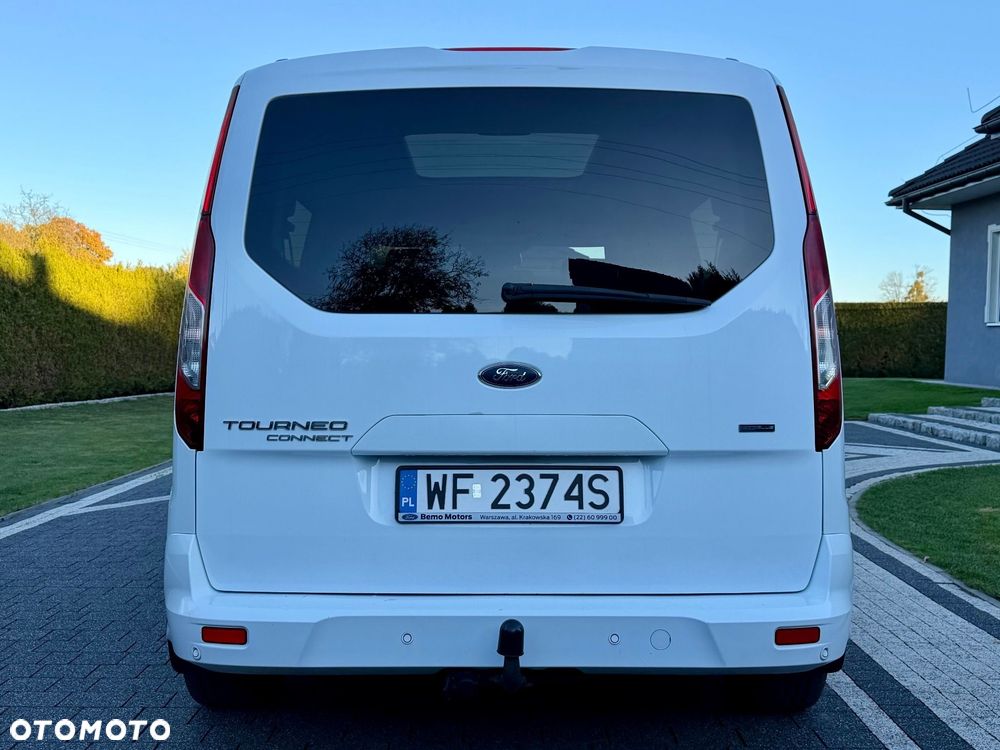 Ford Tourneo Connect 1.5 TDCi Titanium - 9