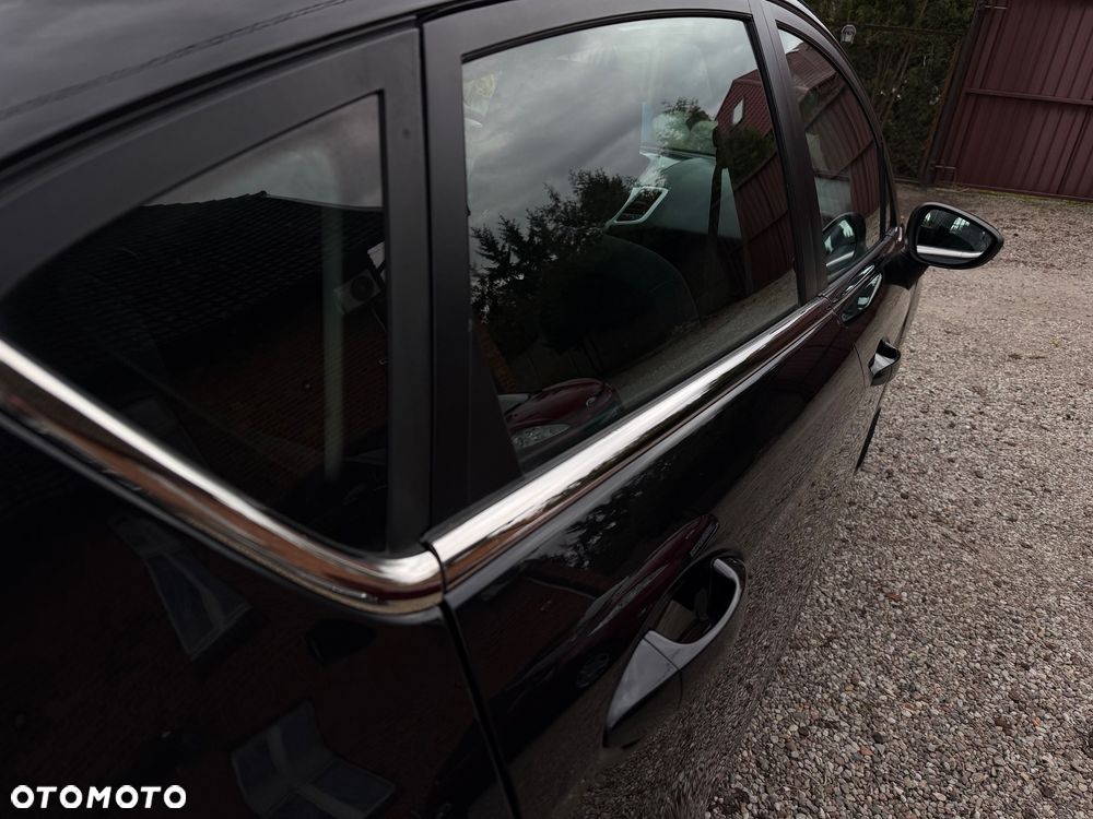 Ford Fiesta 1.4 TDCi Ambiente - 7