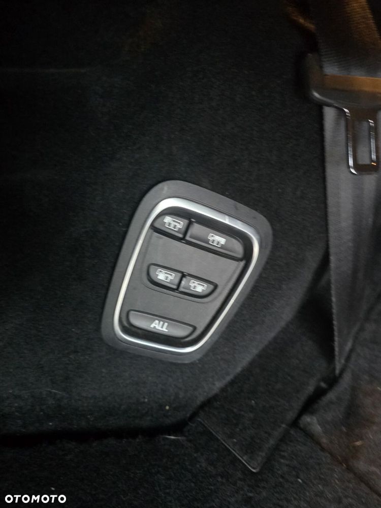 Renault Scenic ENERGY dCi 160 EDC BOSE EDITION - 20