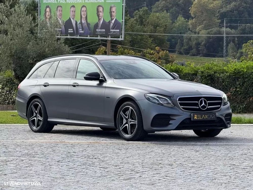 Mercedes-Benz E 300 de AMG Line - 3