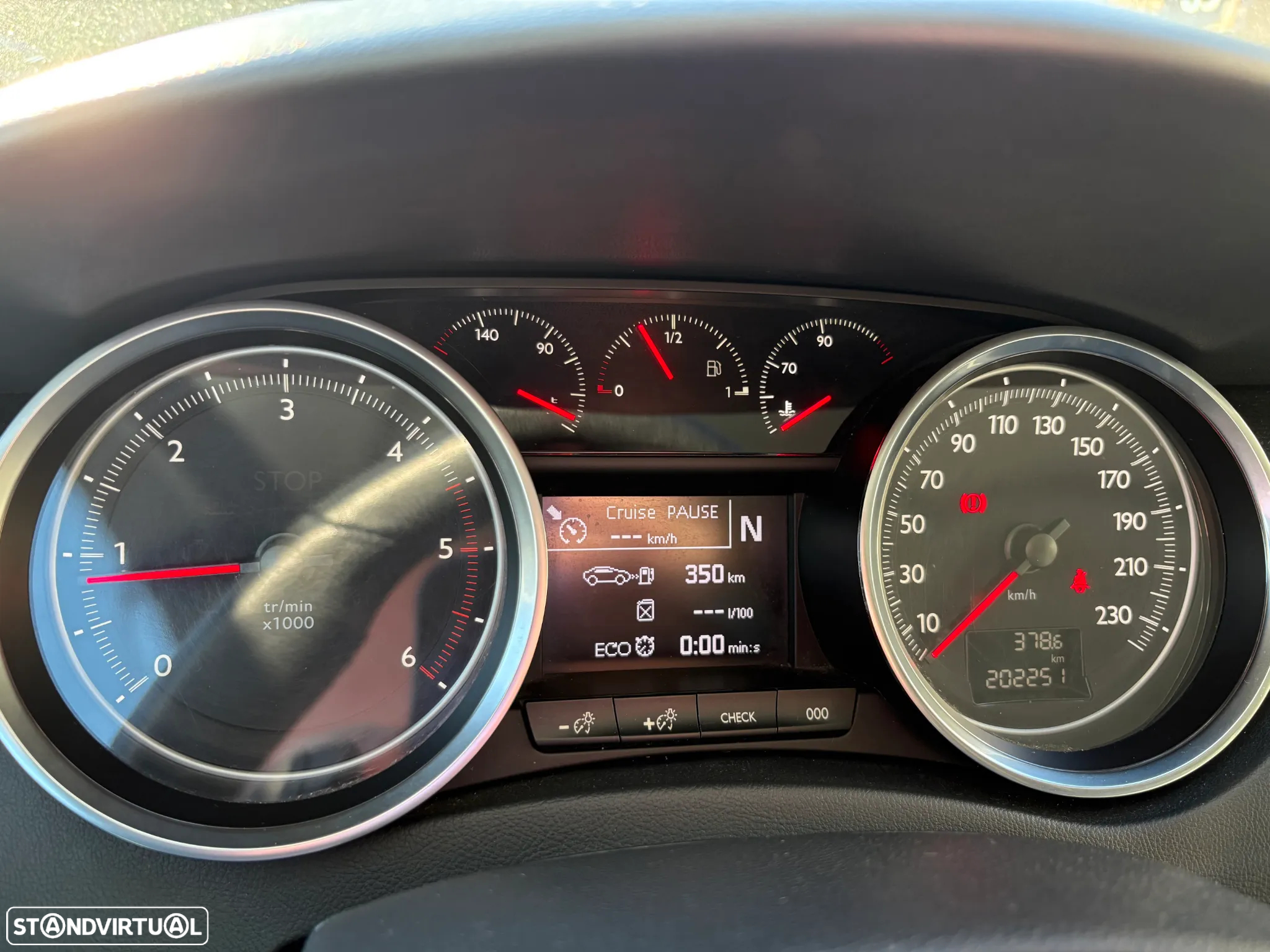 Peugeot 508 SW 1.6 e-HDi Allure 2-Tronic - 8