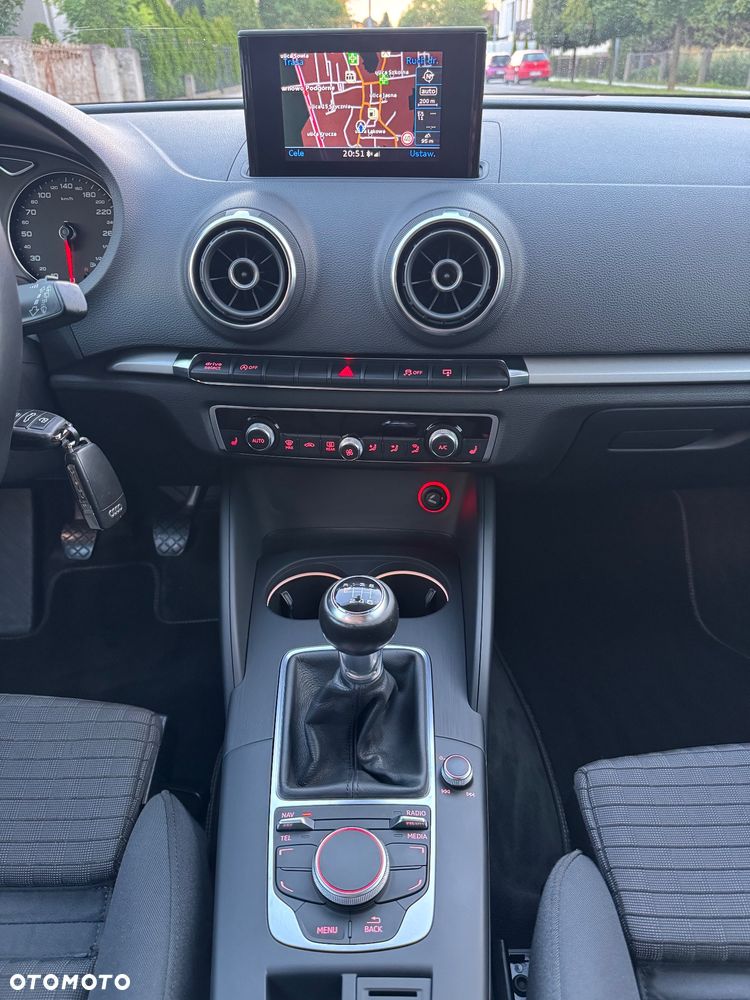Audi A3 Sportback 2.0 TDI sport - 11