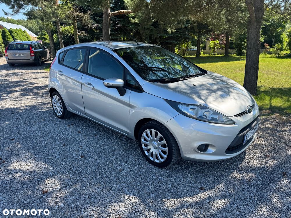 Ford Fiesta 1.4 Champions Edition - 38