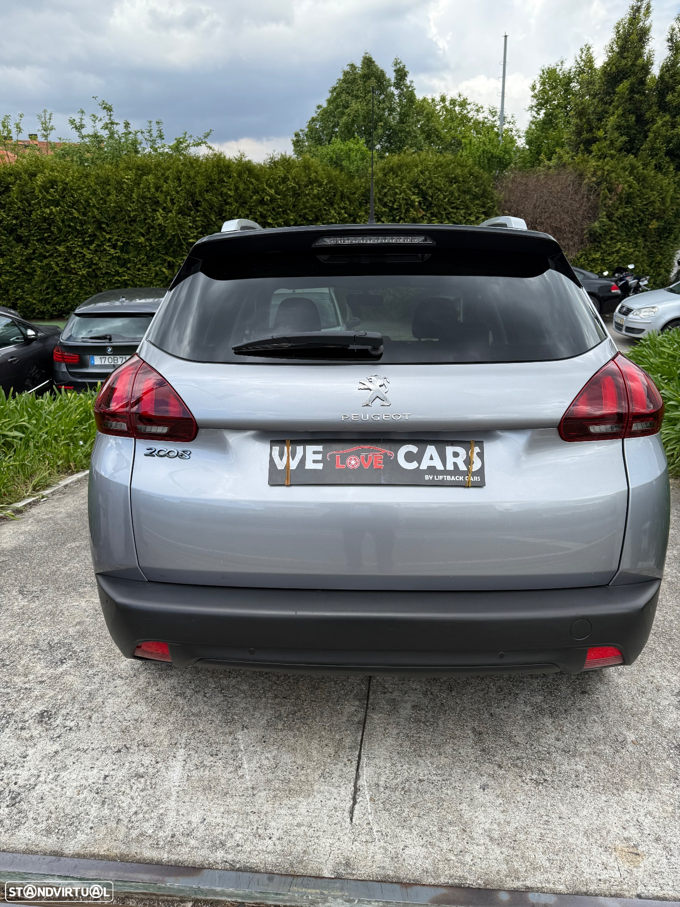 Peugeot 2008 1.2 PureTech Allure - 5