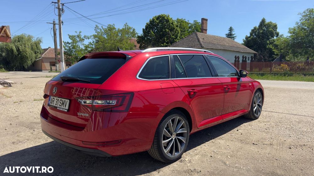 Skoda Superb 2.0 TDI DSG Laurin & Klement - 2