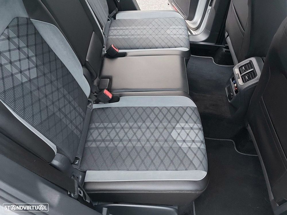 VW Tiguan 1.4 TSI eHybrid R-Line DSG - 35