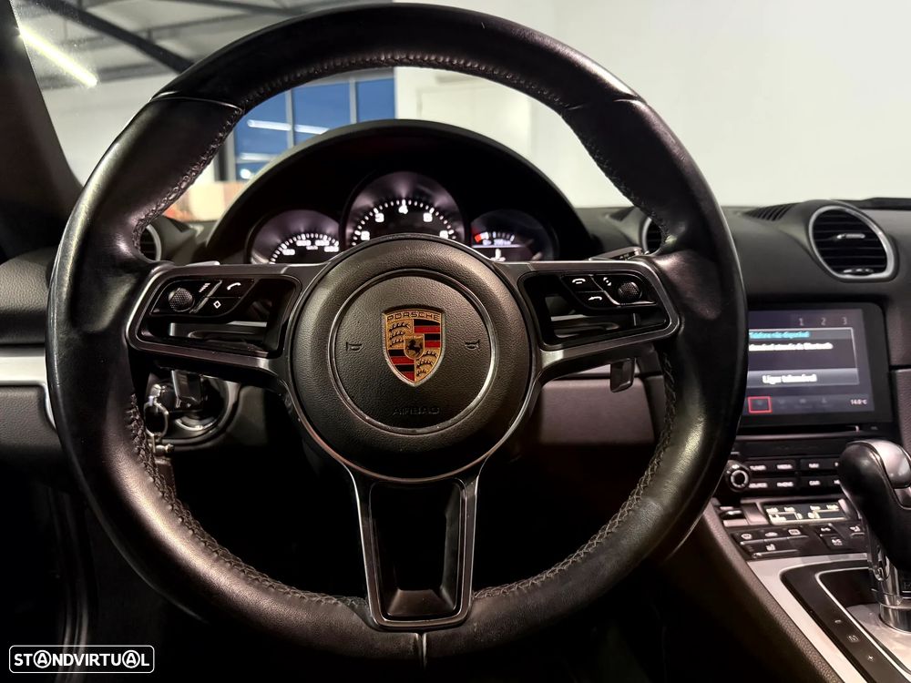 Porsche 718 Cayman - 14