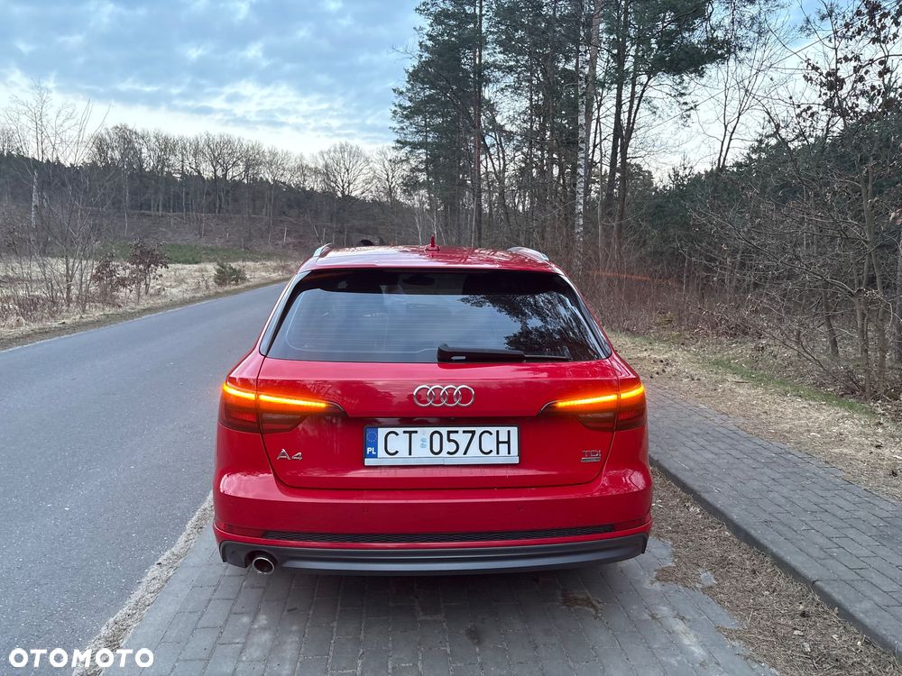Audi A4 Avant 2.0 TDI ultra S tronic - 2