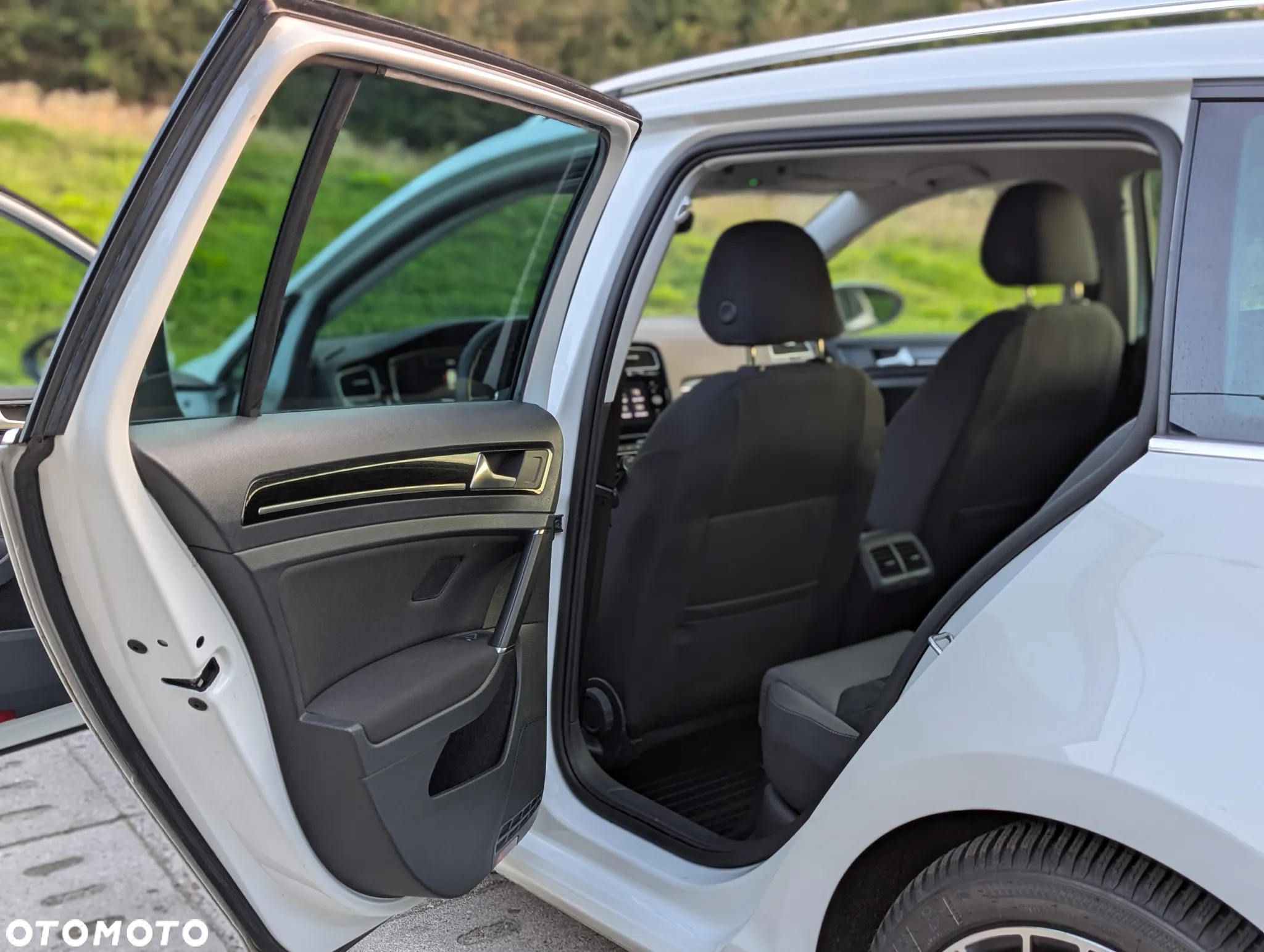 Volkswagen Golf VII 1.5 TSI BMT Evo Highline DSG - 24