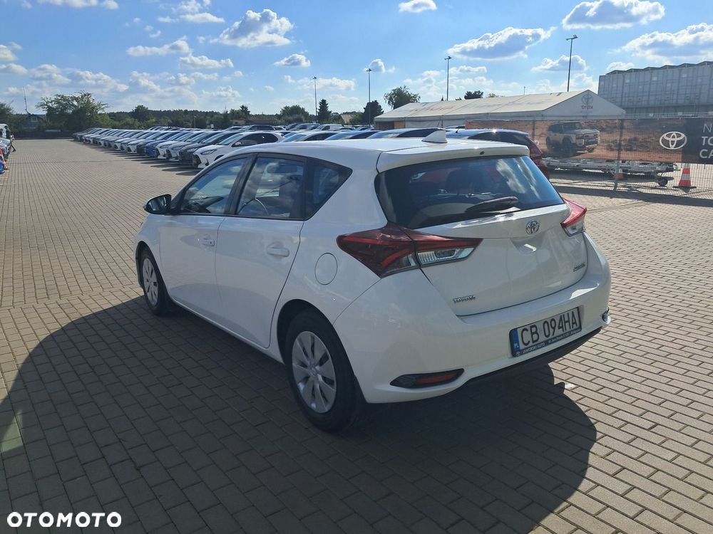 Toyota Auris 1.33 VVT-i Active - 8