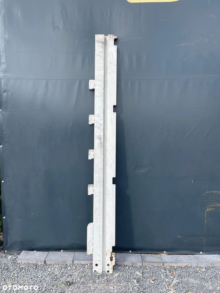 Słupki do naczepy KRONE - 17