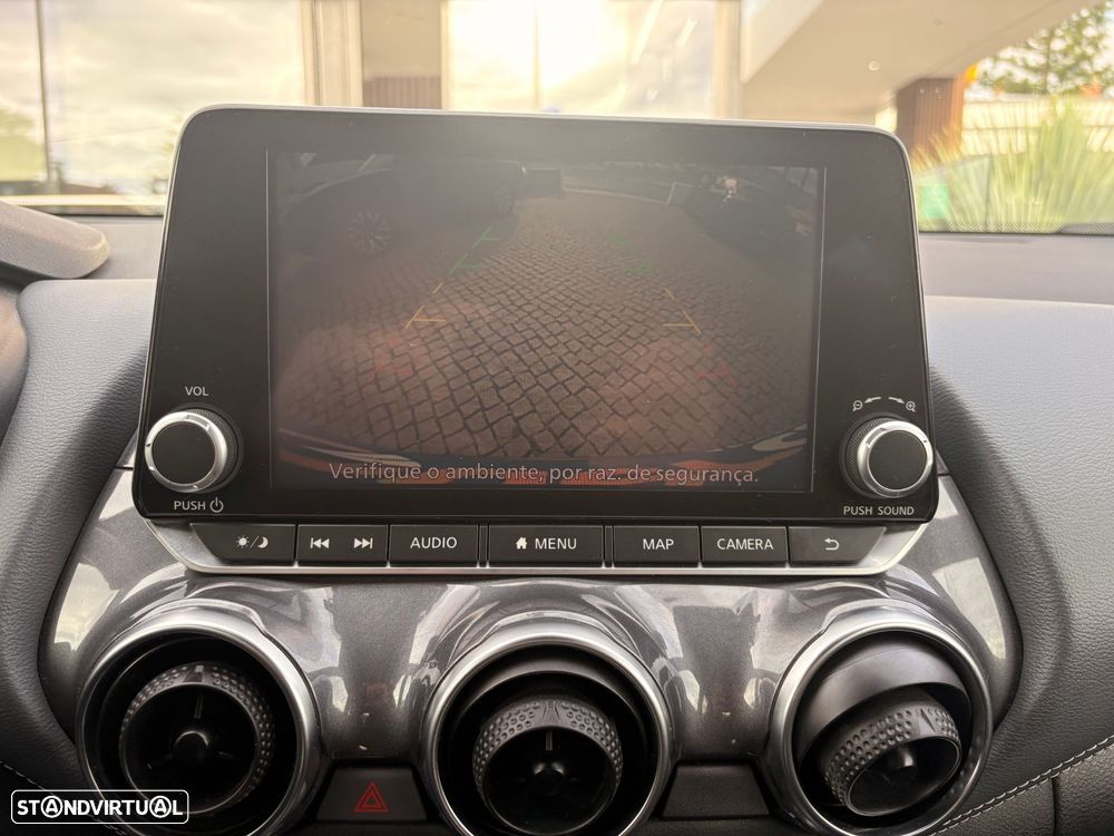 Nissan Juke 1.0 DIG-T N-Connecta - 28