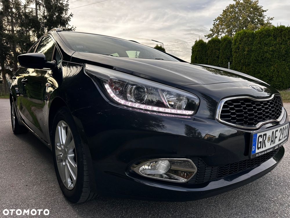 Kia Ceed 1.6 GDI Fifa World Cup Edition - 17