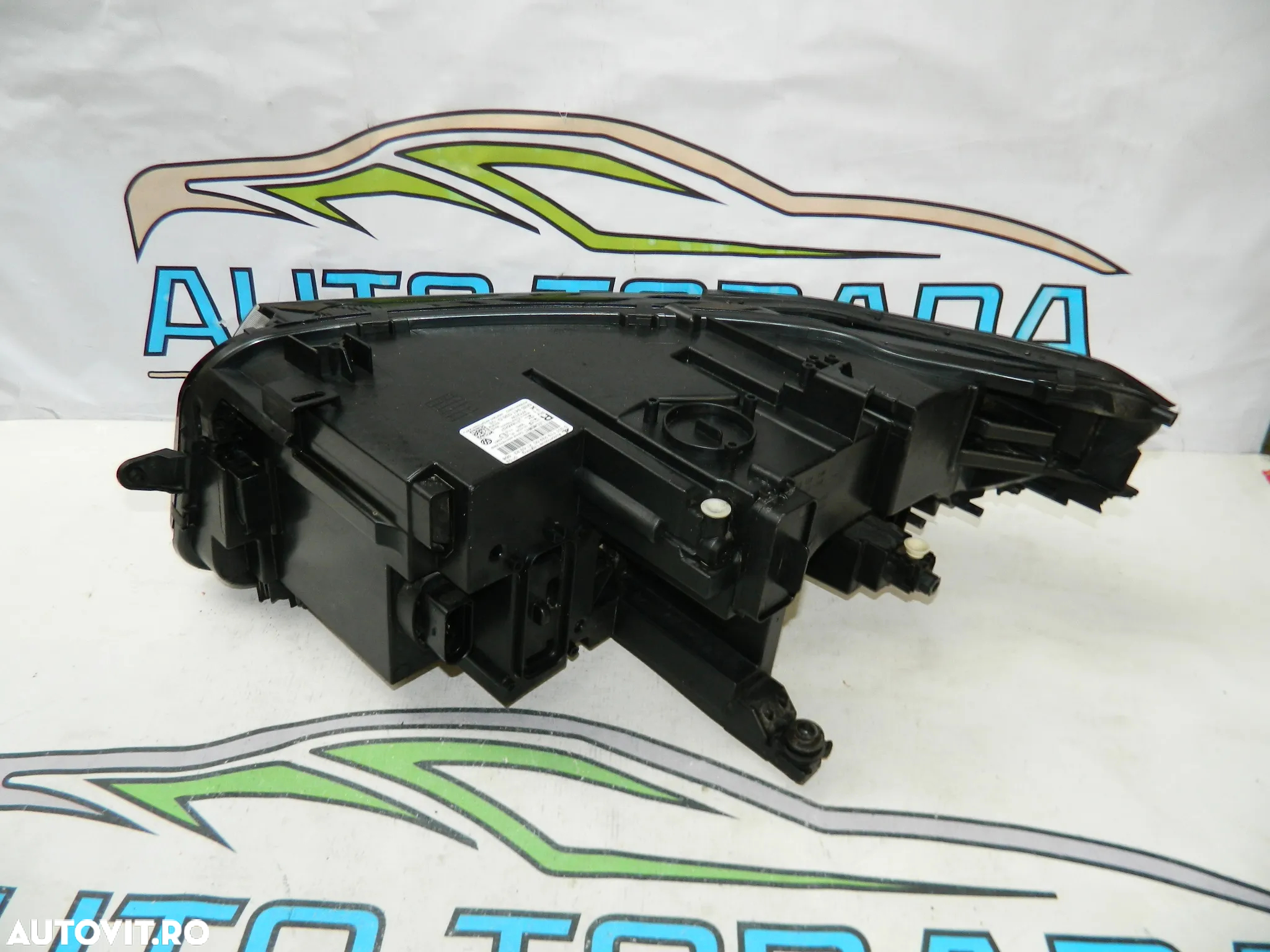 Far dreapta Full LED VW Tiguan model 2020 2021 2022 2023 cod 5NB941036G - 6